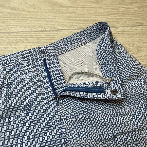 J. Crew Mid Length 7” Blue White Swim Lined Shorts Trunks Mens Size 32 - Picture 8 of 15